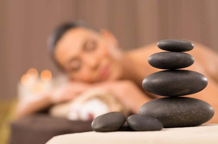 Massage Đá Nóng- Top 5 địa điểm massage đá nóng giá tốt Đà Nẵng