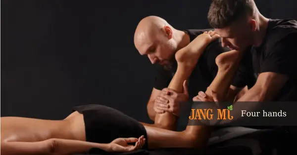 Massage 4 tay – Dịch Vụ Được Yêu Thích Nhất Massage Đà Nẵng