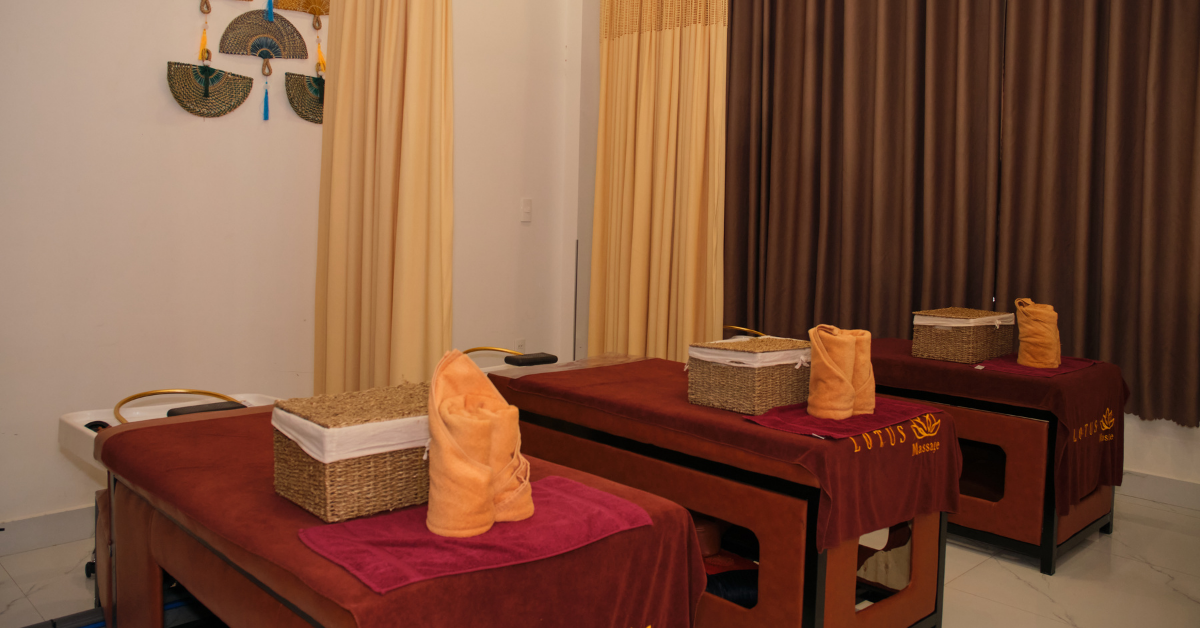 Khách du lịch trải nghiệm Spa Massage Đà Nẵng tại Jang Mi Spa
