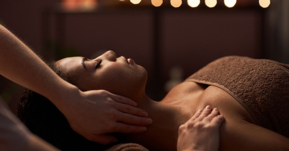 Giải tỏa căng thẳng cơ bắp với Dịch Vụ Spa Du Lịch chuyên nghiệp